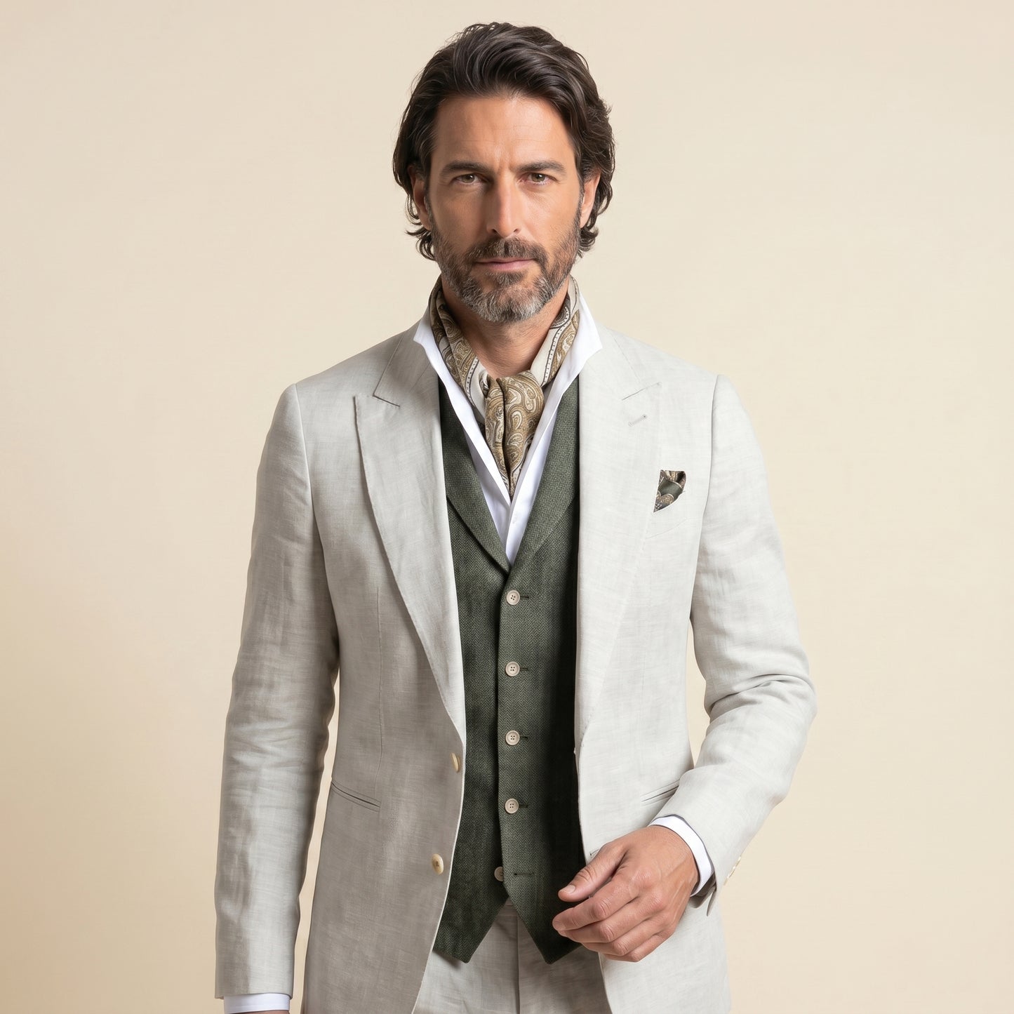 SUIT 23