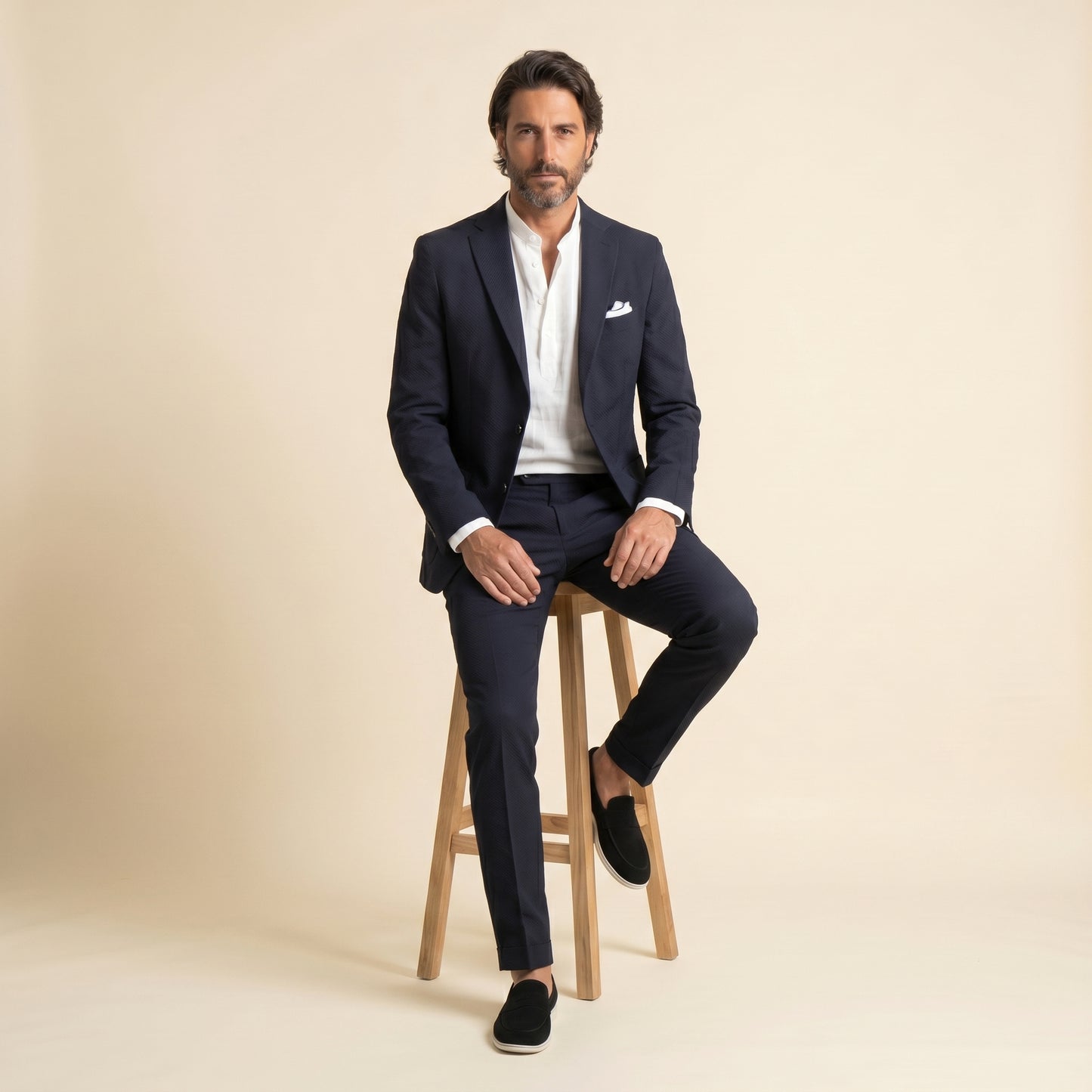 SUIT 26