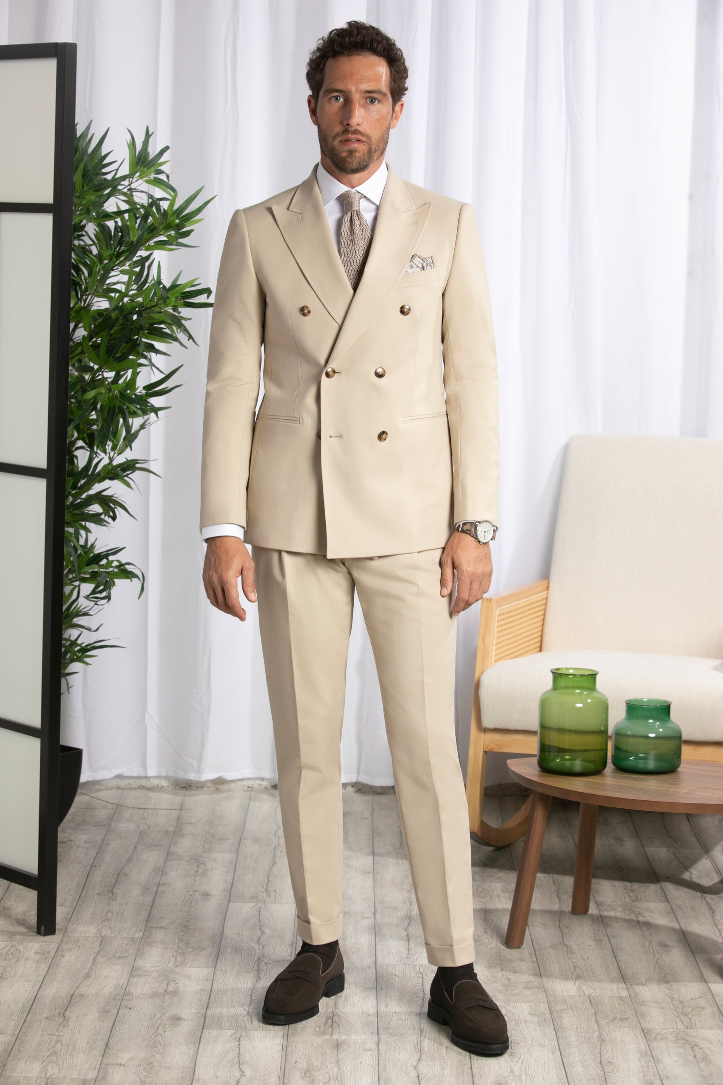 Peak Lapel Double Breasted 6 on 4, Beige Suit