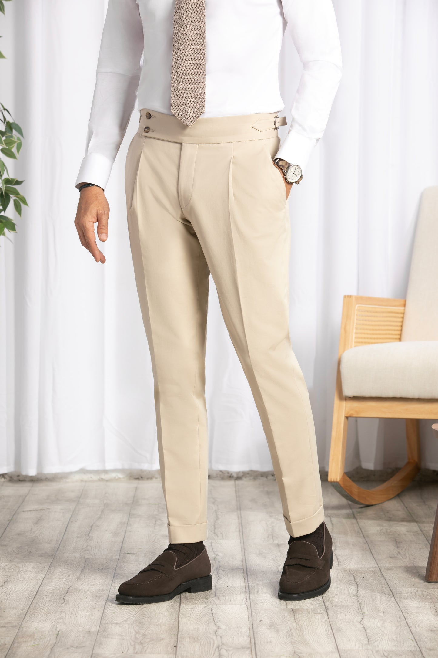 Peak Lapel Double Breasted 6 on 4, Beige Suit