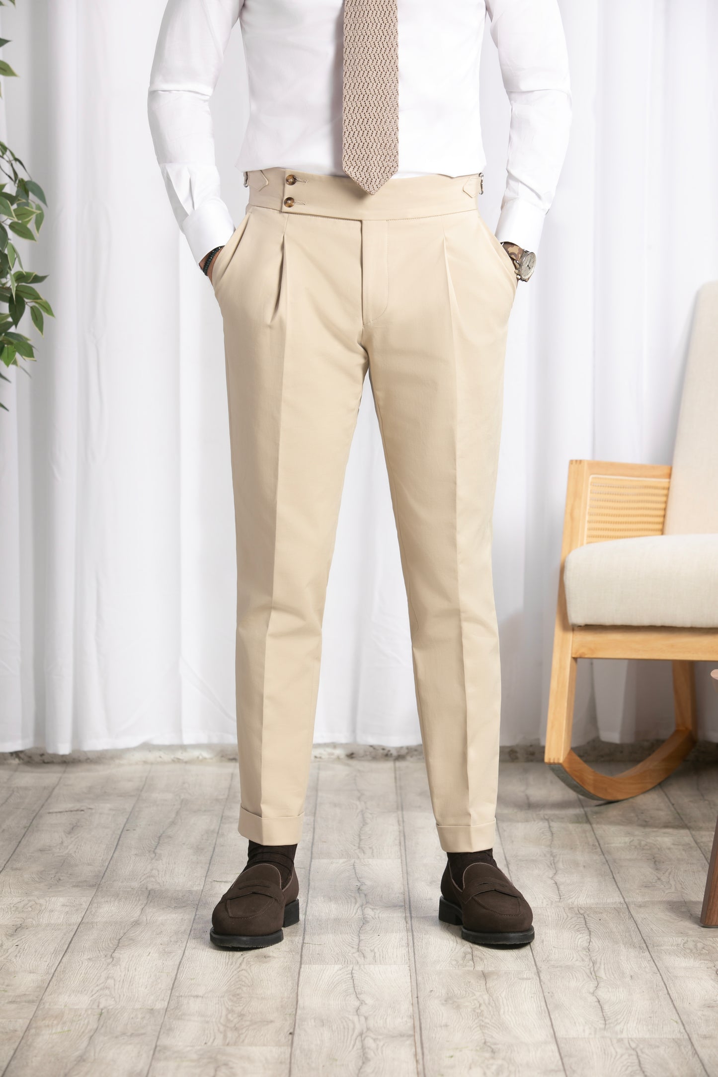 Peak Lapel Double Breasted 6 on 4, Beige Suit