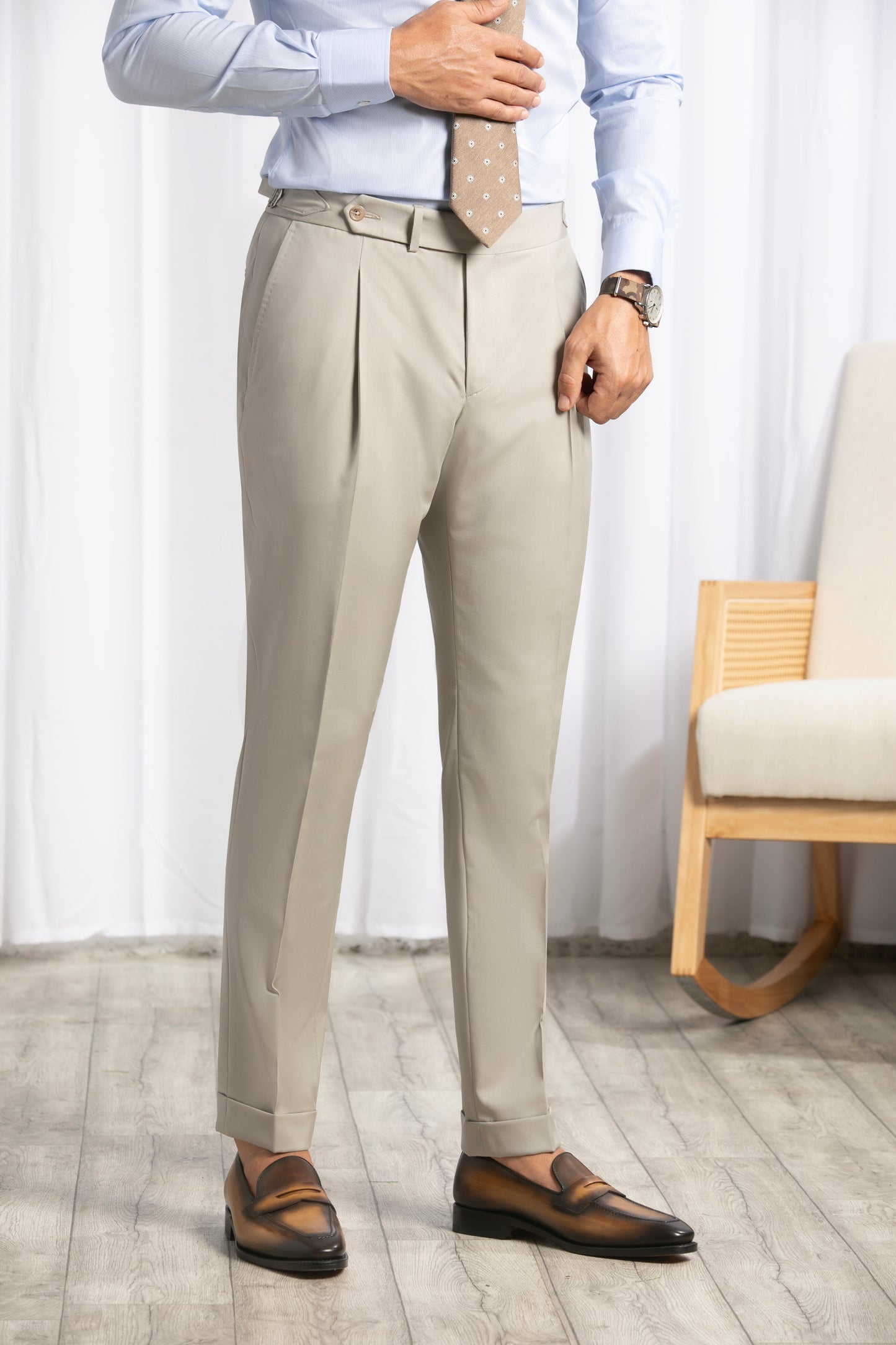 Peak Lapel Double Breasted 6 on 4, Stone Suit