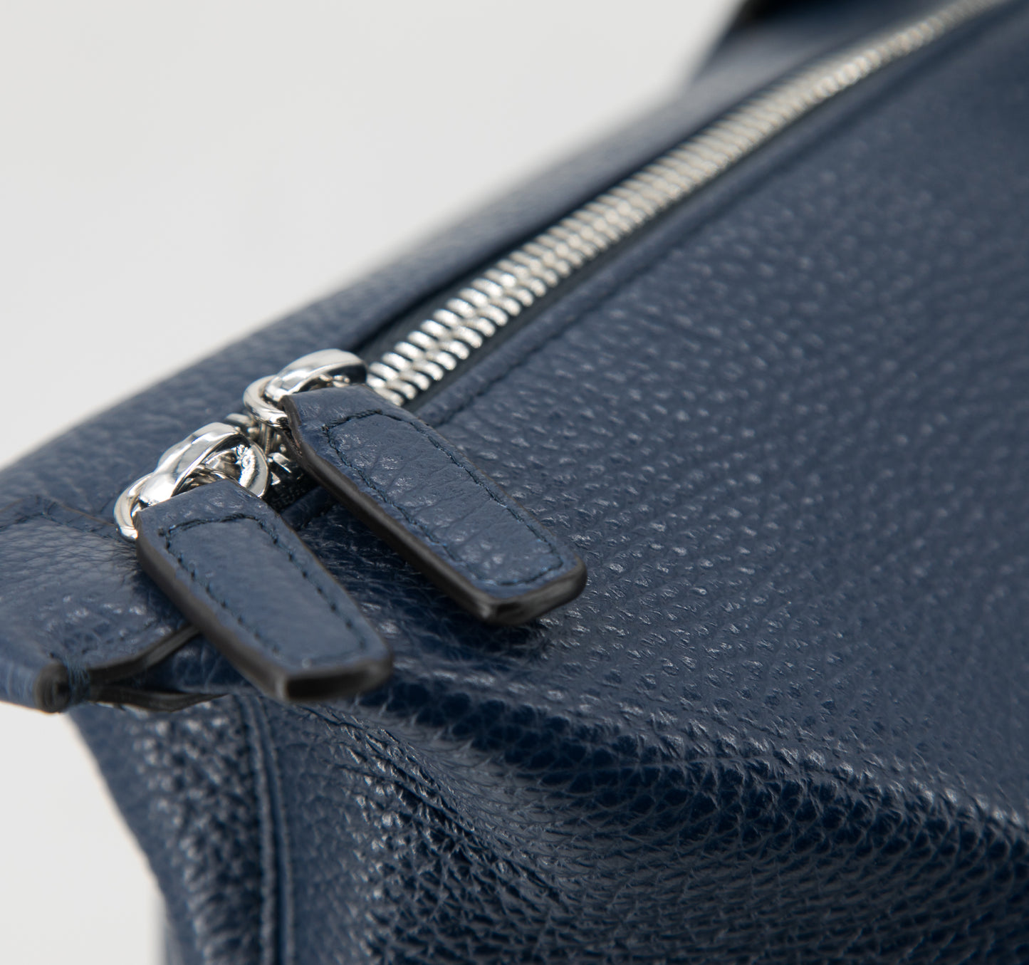 Leather Weekend Bag │ Navy Grain