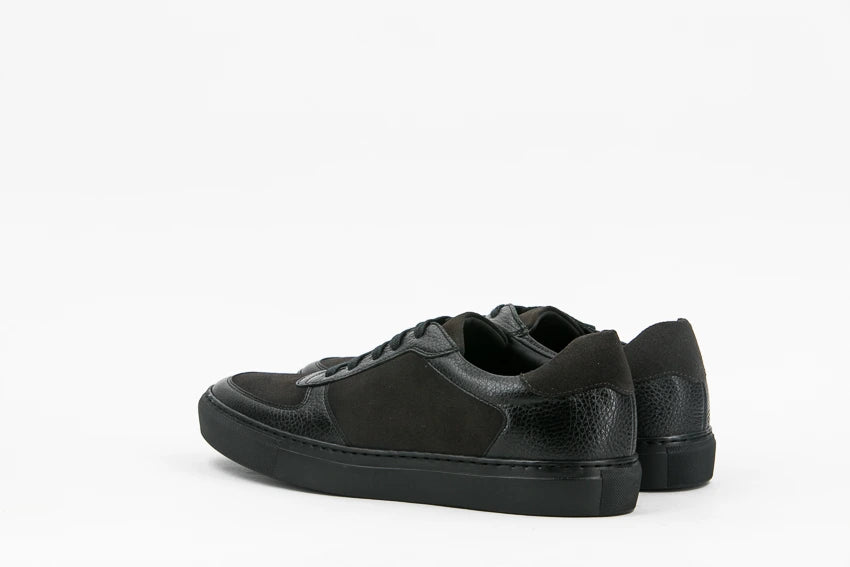 LOW TOP TRAINER BLACK LEATHER