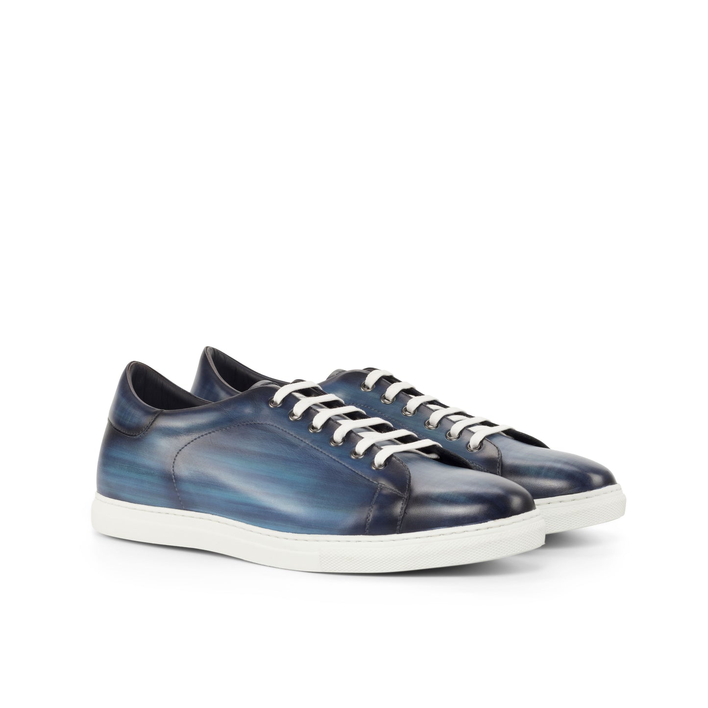 Sneakers blue jeans classic patina leather