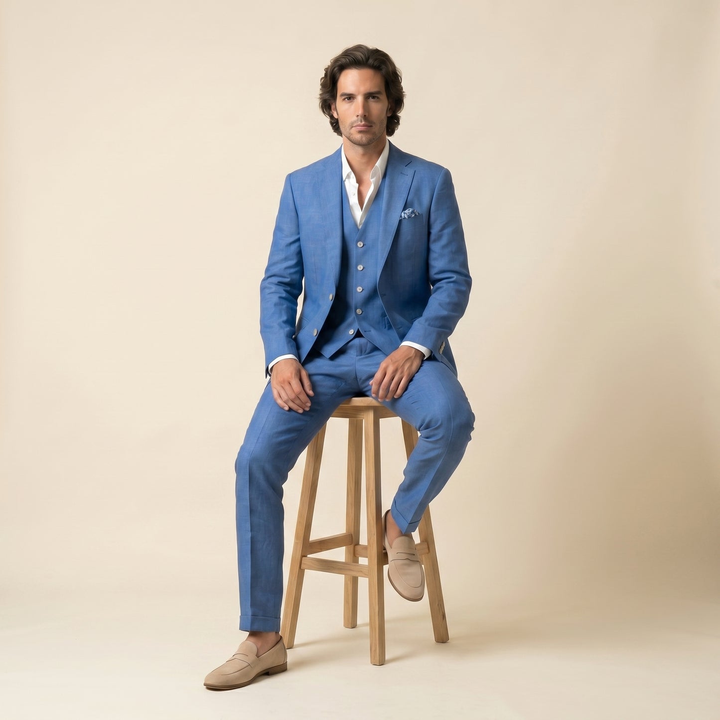 SUIT 24