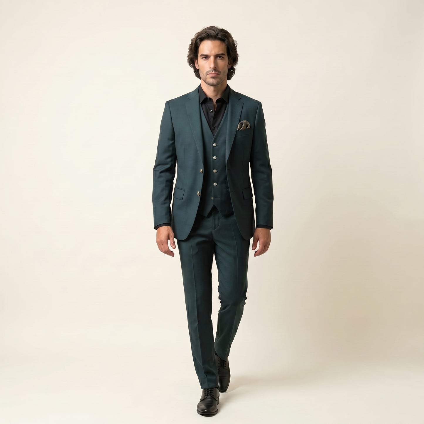 SUIT 25