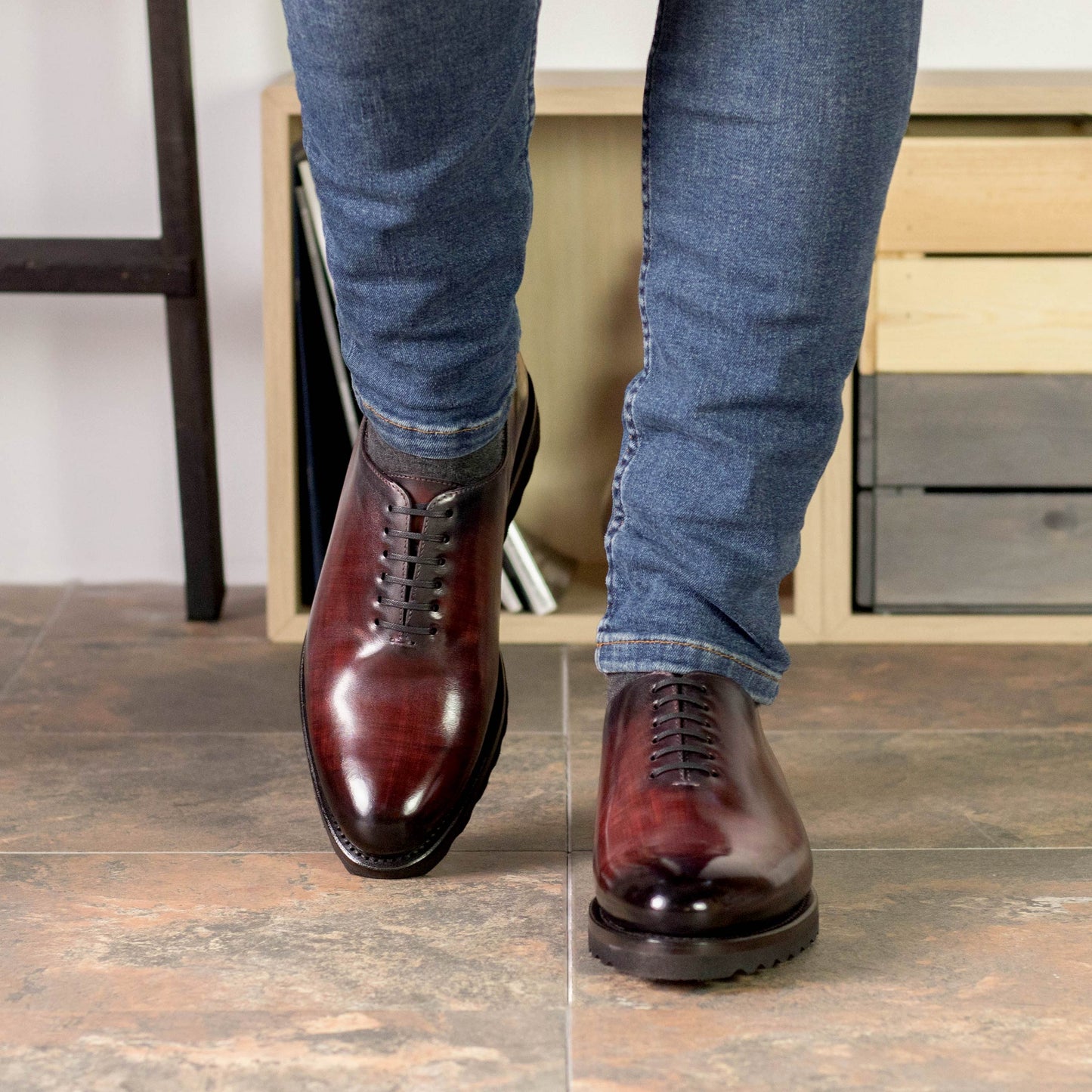Leather Whole Cut Zurigo │ Burgundy Patina - Rubber Soles