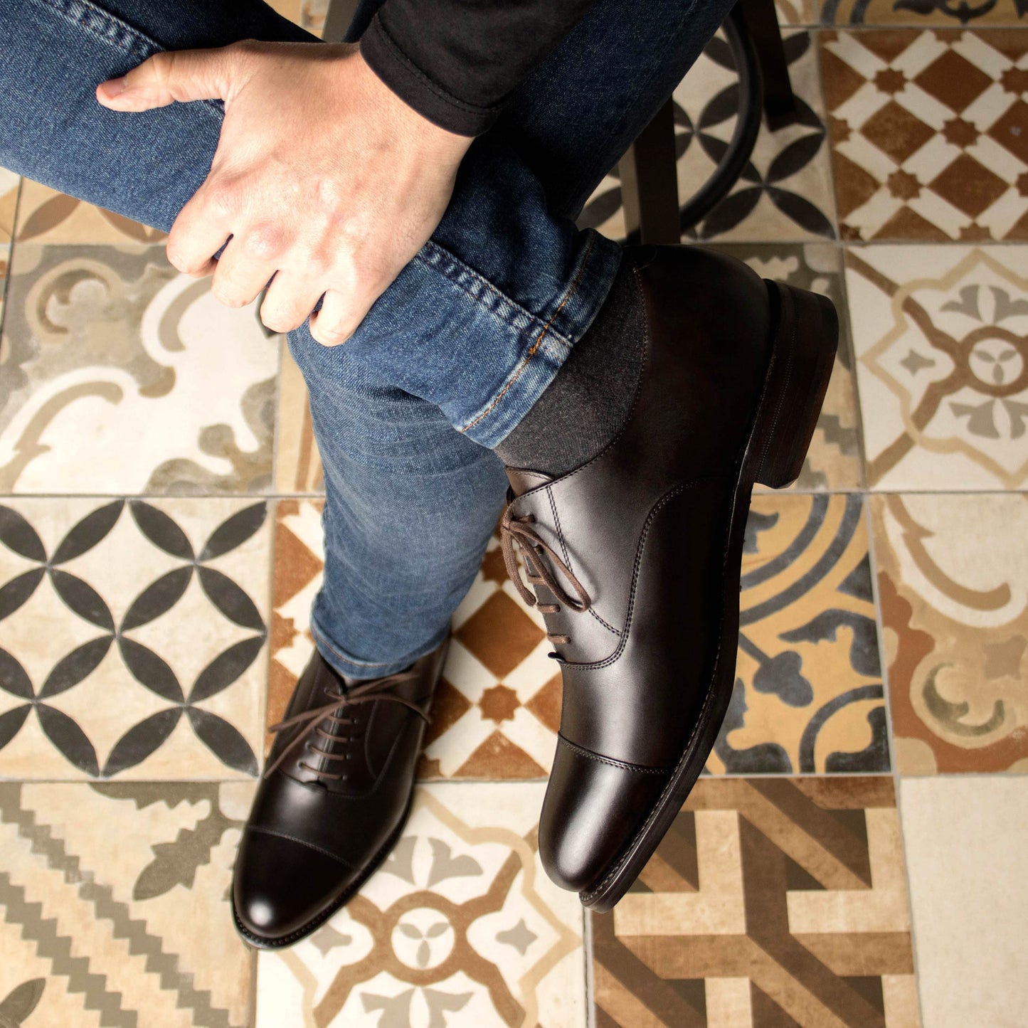 Leather Oxford Zurigo │ Black - Dark Brown Laces - Burgundy Soles
