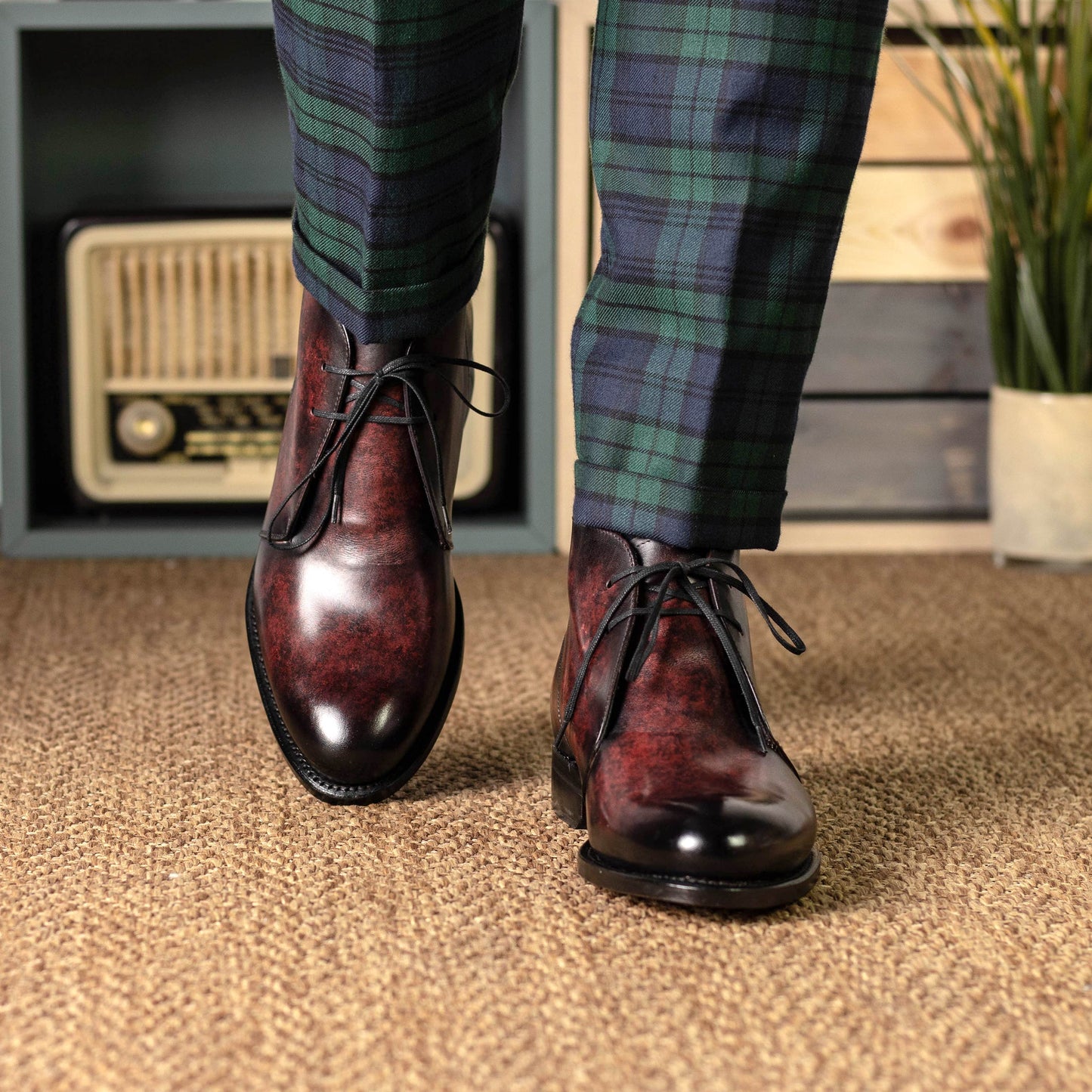 Chukka burgundy patina