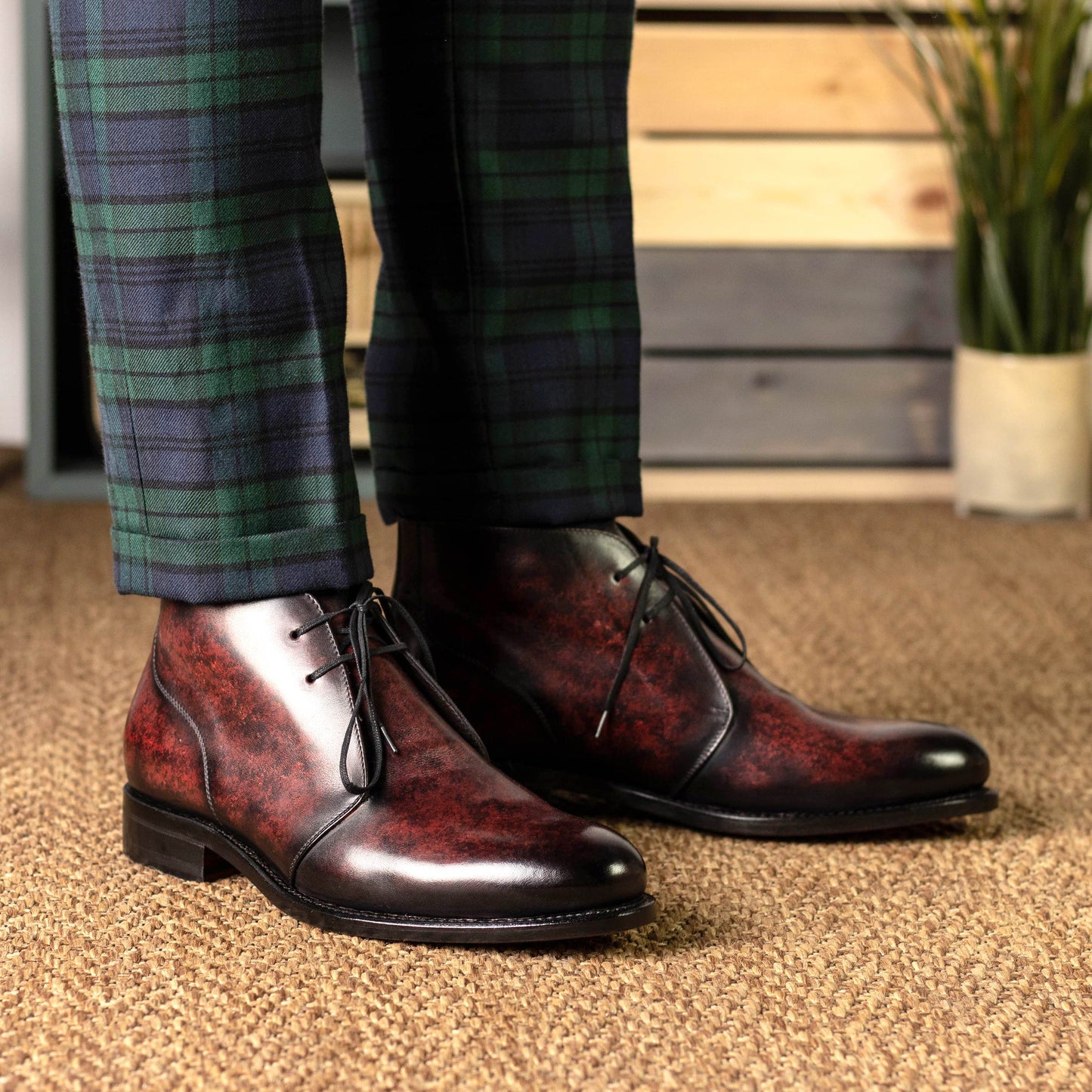 Chukka burgundy patina