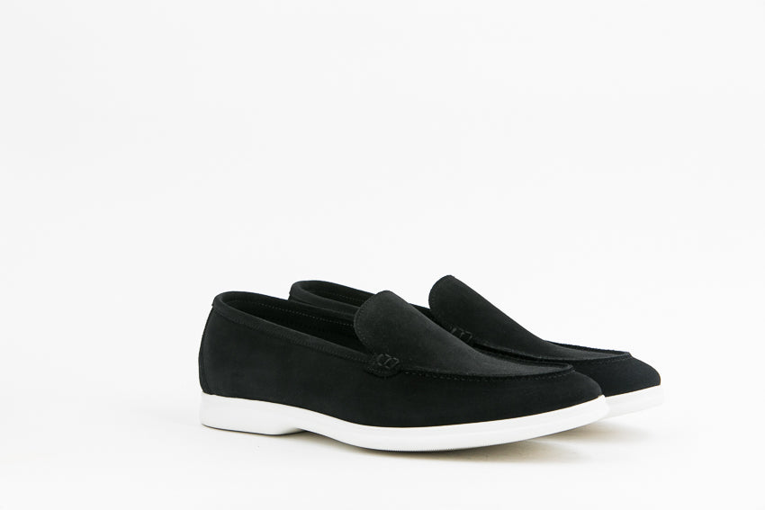 moc 2 black