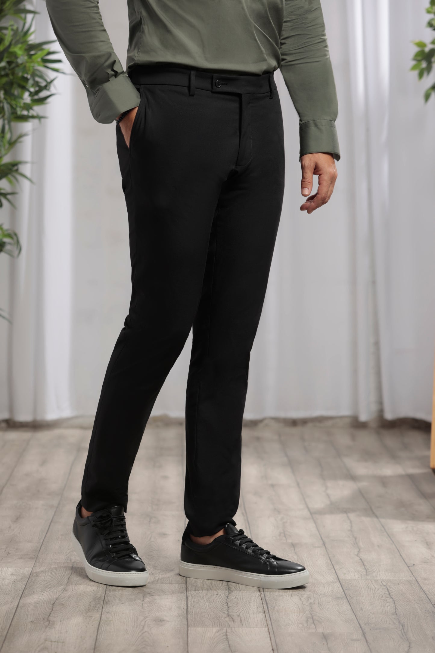 Tec Chino with belt loops Black