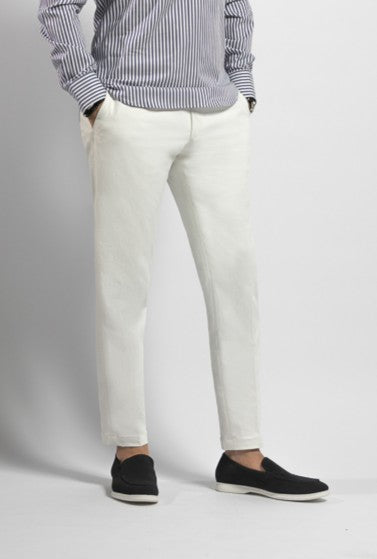 Tec Chino with belt loops White